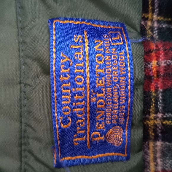 Vintage Pendleton 100% Virgin Wool Button Down - Picture 2 of 9